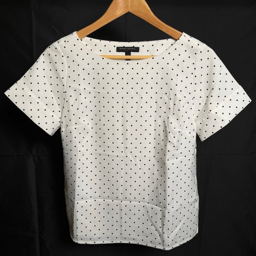 NWOT Banana Republic Short Sleeve Blouse